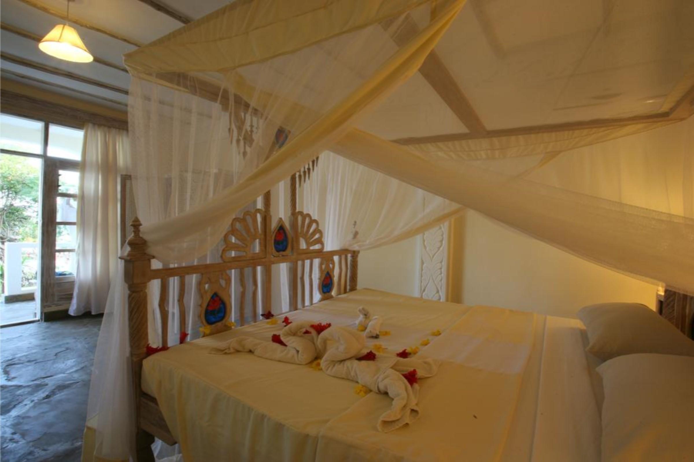 Jacaranda Beach Resort Watamu Exterior foto